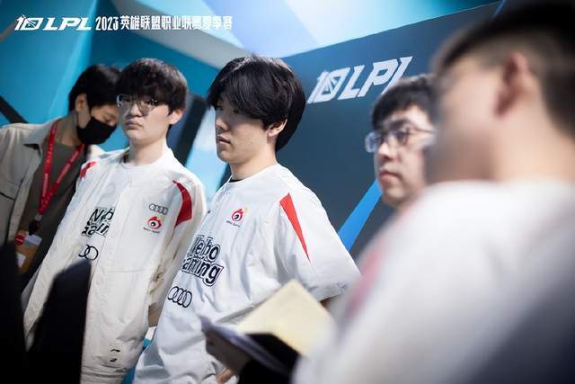 了俱乐部自 了俱乐部自